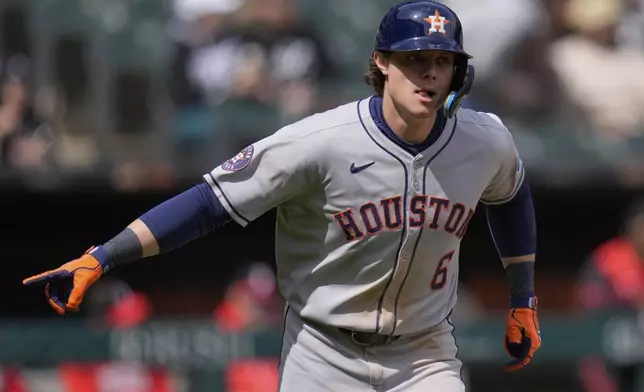 Houston Astros' Jake Meyers (6) runs the bases after hitting a 3-run home run during the sixth inning of a baseball game against the Chicago White Sox, Saturday, May 3, 2025, in Chicago. (AP Photo/Erin Hooley)