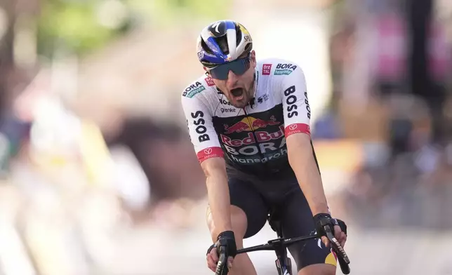 Germany's Nico Denz during the 18th stage of the Giro d'Italia from Morbegno to Cesano Maderno, Italy, Thursday May 29, 2025. (Massimo Paolone/LaPresse via AP)