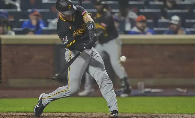 Pittsburgh Pirates' Joey Bart hits a single during the eighth inning of a baseball game against the New York Mets Wednesday, May 14, 2025, in New York. (AP Photo/Frank Franklin II)