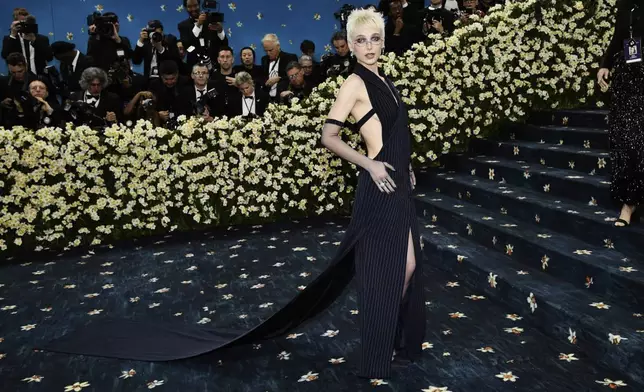 Emma Chamberlain attends The Metropolitan Museum of Art's Costume Institute benefit gala celebrating the opening of the "Superfine: Tailoring Black Style" exhibition on Monday, May 5, 2025, in New York. (Photo by Evan Agostini/Invision/AP)