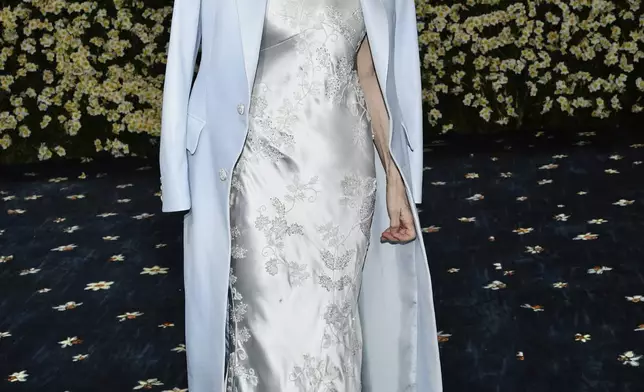 Anna Wintour attends The Metropolitan Museum of Art's Costume Institute benefit gala celebrating the opening of the "Superfine: Tailoring Black Style" exhibition on Monday, May 5, 2025, in New York. (Photo by Evan Agostini/Invision/AP)