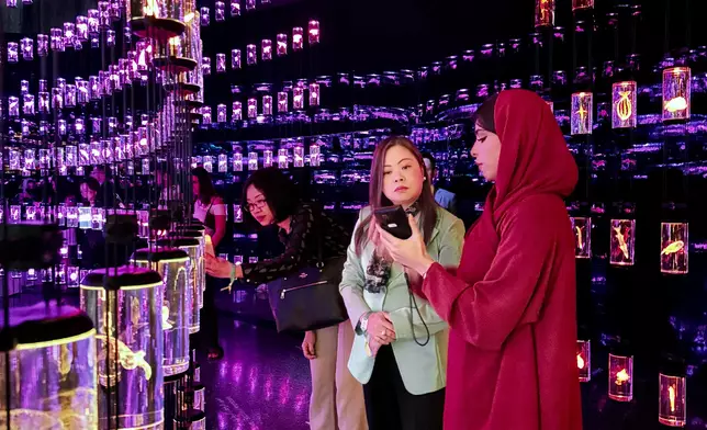 SCST continues visit to UAE  Source: HKSAR Government Press Releases