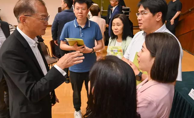 Health Bureau and Hospital Authority jointly organise second District Council briefing on fees and charges reform for public healthcare  Source: HKSAR Government Press Releases
