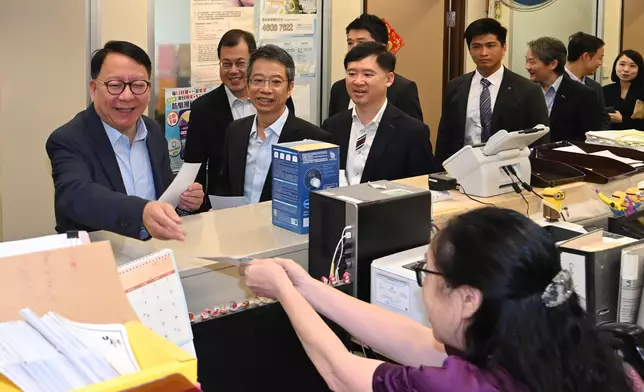 Civil service unites in call for voter registration  Source: HKSAR Government Press Releases