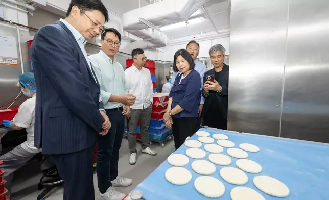 LegCo Subcommittee on Policy Issues relating to Strengthening and Promoting the Development of Kowloon East as the Second Central Business District visits enterprises in Kowloon East  Source: HKSAR Government Press Releases