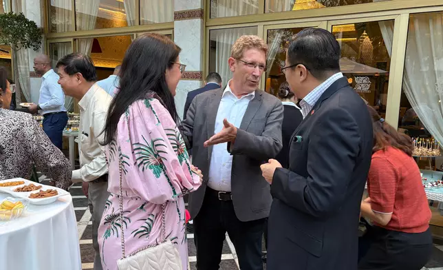 Ombudsman's proactive participation in international ombudsman meetings yields fruitful results and showcases Hong Kong's close connections to the world  Source: HKSAR Government Press Releases