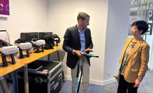 S for Housing commences visit to Paris  Source: HKSAR Government Press Releases