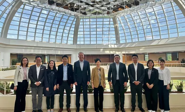 S for Housing commences visit to Paris  Source: HKSAR Government Press Releases