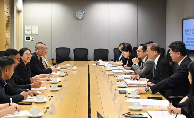 Secretary for Health meets with Mainland delegations and WHO representative to deepen Hong Kong's unique role in connecting Mainland and world  Source: HKSAR Government Press Releases