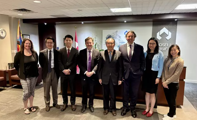 SFST meets government financial officials and financial leaders in Ottawa and Vancouver Source: HKSAR Government Press Releases
