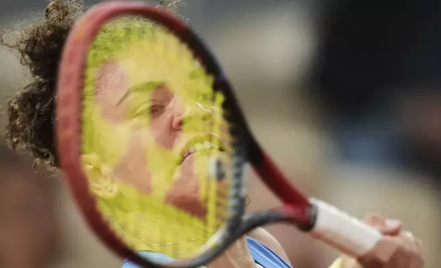 Italy's Jasmine Paolini hits a forehand against Australia's Ajla Tomljanovic during their second round match of the French Tennis Open, at the Roland-Garros stadium, in Paris, Wednesday, May 28, 2025. (AP Photo/Christophe Ena)
