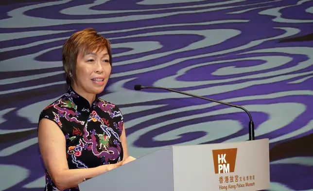 Ann Kung, Deputy Chairman of the Institute of Philanthropy and Trustee of The Hong Kong Jockey Club Charities Trust delivers a speech at the “The Ways in Patterns: An Immersive Digital Exhibition from the Palace Museum” opening ceremony.