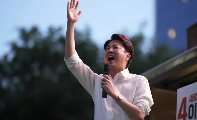 Lee Jun-seok, the presidential candidate of the New Reform Party, speaks during a presidential election campaign in Seoul, South Korea, Monday, May 12, 2025. (AP Photo/Lee Jin-man)