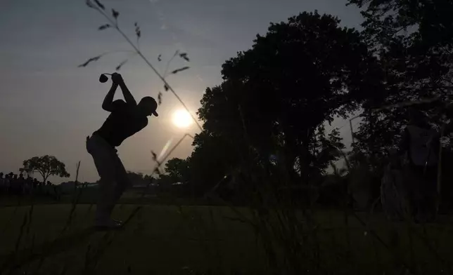 Matt Vogt tees off on the second hole during the first round of the U.S. Open golf tournament at Oakmont Country Club Thursday, June 12, 2025, in Oakmont, Pa. (AP Photo/Seth Wenig)