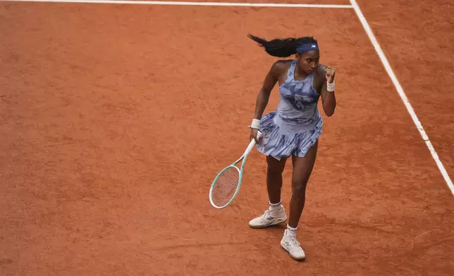 United States' Coco Gauff reacts during the final match of the French Tennis Open at the Roland-Garros against Aryna Sabalenka of Belarus in Paris, Saturday, June 7, 2025. (AP Photo/Thibault Camus)