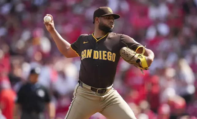 San Diego Padres pitcher Randy Vásquez throws during the second inning of a baseball game against the Cincinnati Reds, Saturday, June 28, 2025, in Cincinnati. (AP Photo/Jeff Dean)