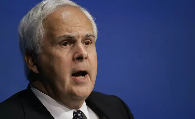 FedEx Corp. founder Fred Smith takes part in a discussion at the National Conference of State Legislatures in Nashville, Tenn. on Tuesday, Aug. 15, 2006. (AP Photo/Mark Humphrey)