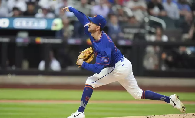 New York Mets' Griffin Canning pitches during the first inning of a baseball game against the Atlanta Braves Thursday, June 26, 2025, in New York. (AP Photo/Frank Franklin II)