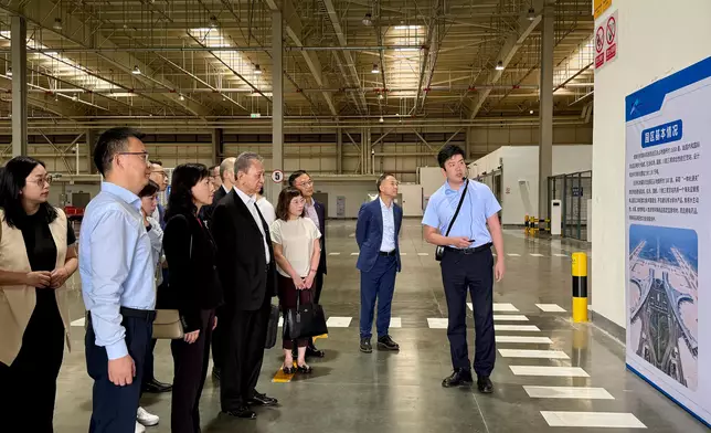 STL visits Chengdu to promote Hong Kong strengths in logistics  Source: HKSAR Government Press Releases