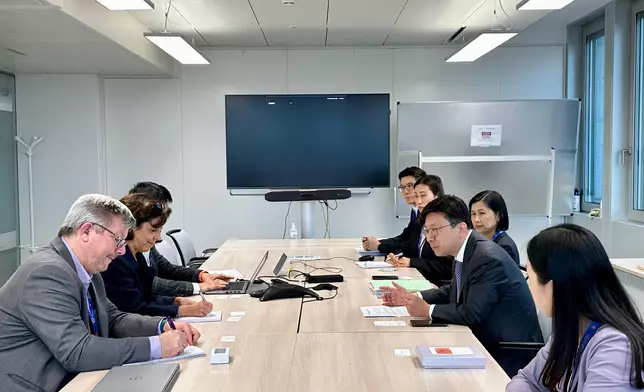 SLW attends International Labour Conference in Geneva  Source: HKSAR Government Press Releases