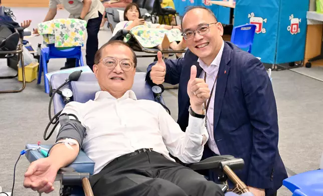 Secretary for Health supports and participates in blood donation drive at Central Government Offices  Source: HKSAR Government Press Releases