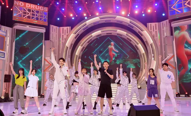 Anti-drug variety TV programme reviews 60 years of anti-drug history envisioning drug-free Hong Kong (with photos/video) Source: HKSAR Government Press Releases
