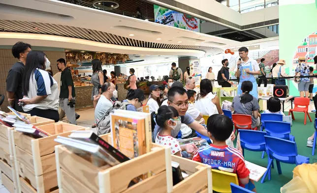 Chinese Culture Festival 2025's "Encountering Chinese Culture" Carnival held today  Source: HKSAR Government Press Releases