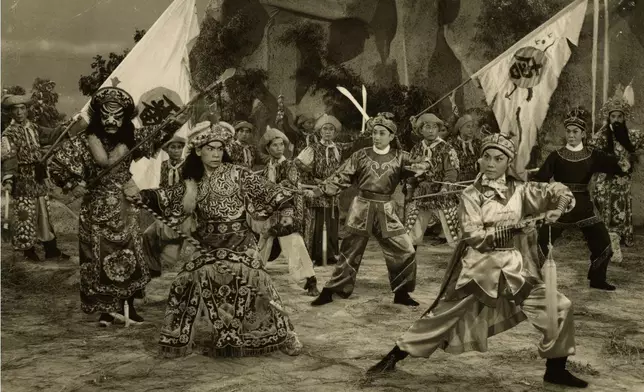 Film Archive's "Morning Matinee" series to revisit classic films by Fung Wong Nui  Source: HKSAR Government Press Releases