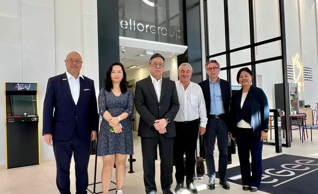 SCED attends China Forum in Paris, France  Source: HKSAR Government Press Releases