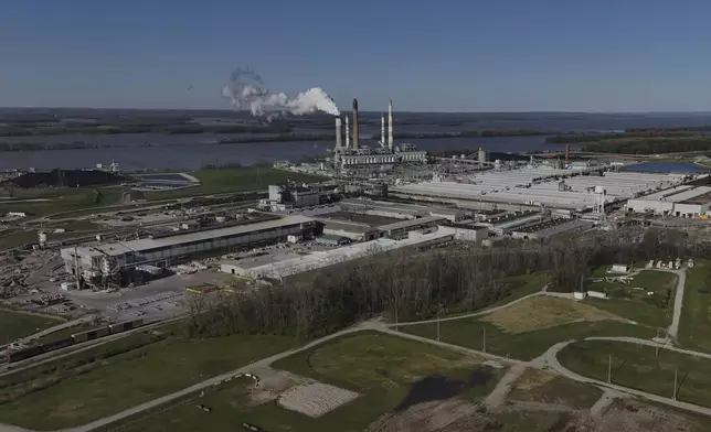 The Warrick Power Plant operates Tuesday, April 8, 2025, in Newburgh, Ind. (AP Photo/Joshua A. Bickel)