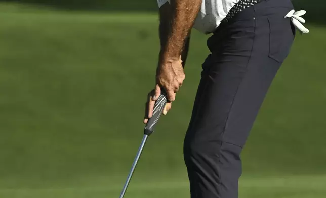 Stewart Cink sinks a birdie on the 17th hole on the first day at the U.S. Senior Open Championship at Broadmoor Golf Club in Colorado Springs, Colo., Thursday, June 26, 2025. (Jerilee Bennett/The Gazette via AP)