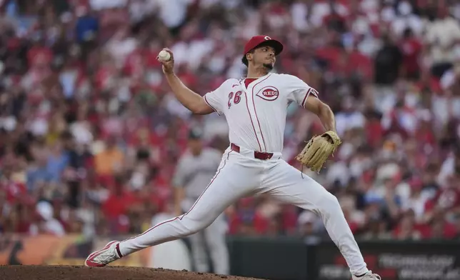 Cincinnati Reds starting pitcher Chase Burns delivers during the second inning of a baseball game against the New York Yankees, Tuesday, June 24, 2025, in Cincinnati. (AP Photo/Joshua A. Bickel)