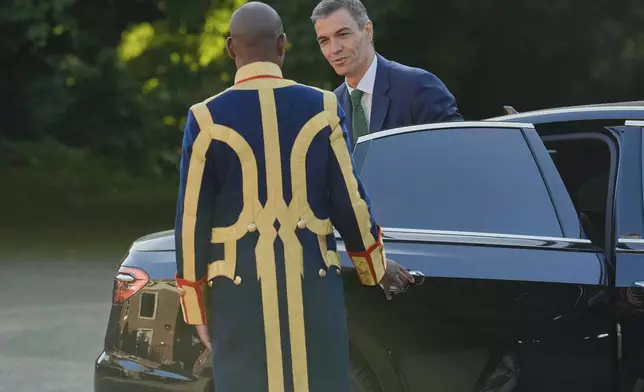 Spain's Prime Minister Pedro Sanchez arrives for a formal dinner at the Paleis Huis ten Bosch ahead of the NATO summit in The Hague, Netherlands, Tuesday, June 24, 2025. (AP Photo/Markus Schreiber)