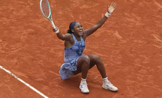 United States' Coco Gauff celebrate after winning the final match of the French Tennis Open at the Roland-Garros against Aryna Sabalenka of Belarus n Paris, Saturday, June 7, 2025. (AP Photo/Lindsey Wasson)