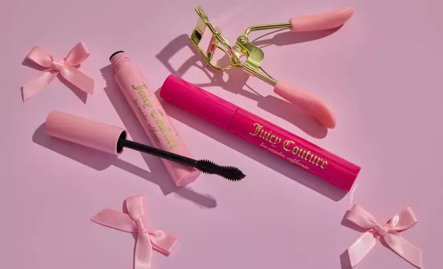 Juicy Couture mascara and eyelash curler set