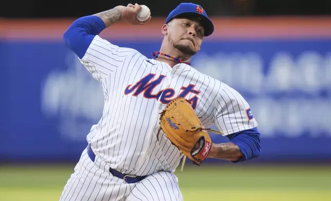 New York Mets Frankie Montas pitches during the second inning of a baseball game against the Atlanta Braves Tuesday, June 24, 2025, in New York. (AP Photo/Frank Franklin II)
