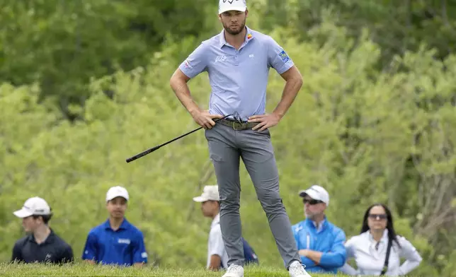 Sam Burns looks at his putt on the 6th hole in the final round of the Canadian Open golf tournament in Caledon, Ontario, Sunday, June 8, 2025. (Frank Gunn/The Canadian Press via AP)