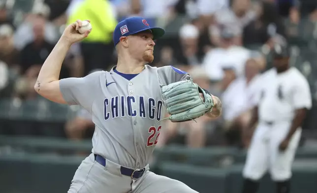Chicago Cubs starting pitcher Cade Horton (22) throws during the first inning of a baseball game between the Chicago Cubs and Chicago White Sox, Saturday, July 26, 2025, in Chicago. (AP Photo/Talia Sprague)