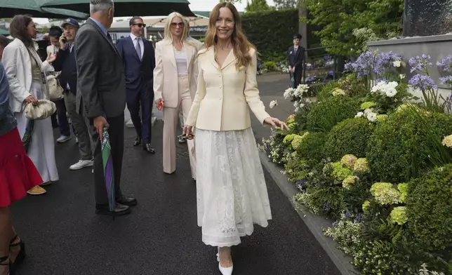 Actor Leslie Mann arrives for day three at the Wimbledon Tennis Championships in London, Wednesday, July 2, 2025. (AP Photo/Alastair Grant)