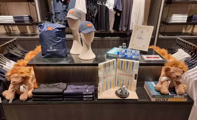 Starboard Luxury Debuts Dedicated Retail Spaces for Cartier, IWC Schaffhausen, and Piaget on The Ritz-Carlton Yacht Collection’s Newest Superyacht, Luminara