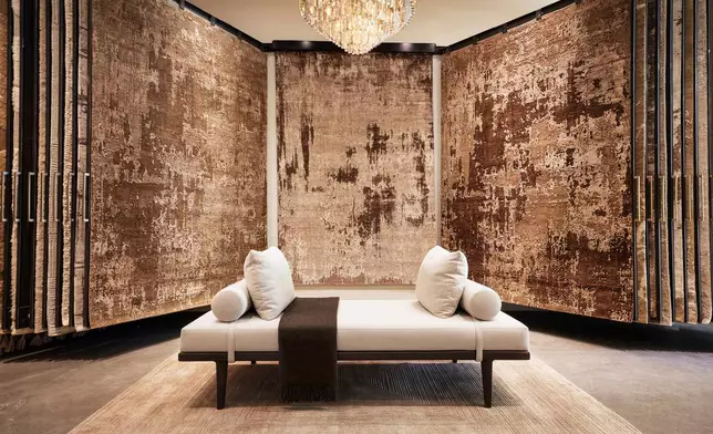 RH RUGS SHOWROOM AT RH MONTREAL