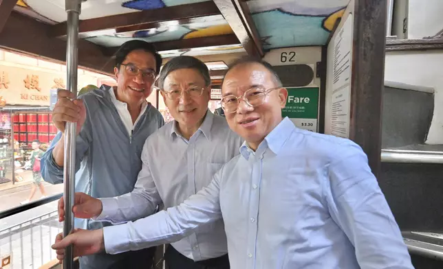 Secretaries of Departments and Director of Bureau celebrate July 1 by supporting catering sector special offers  Source: HKSAR Government Press Releases
