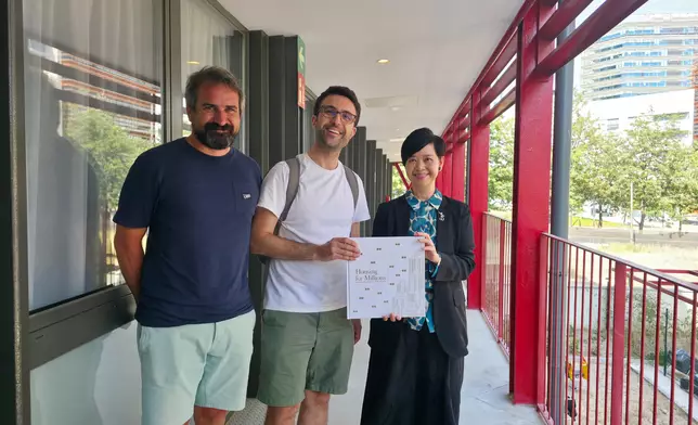 S for Housing visits Barcelona  Source: HKSAR Government Press Releases