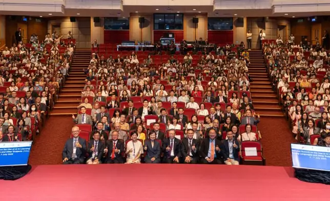 EDB's first Digital Education Week launches International Summit on Use of AI in Learning and Teaching Languages and Other Subjects  Source: HKSAR Government Press Releases