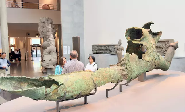 SCST continues visit to Paris  Source: HKSAR Government Press Releases