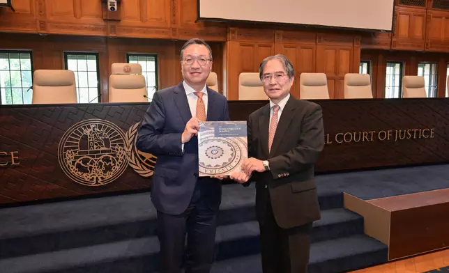 SJ commences European visit in Netherlands  Source: HKSAR Government Press Releases