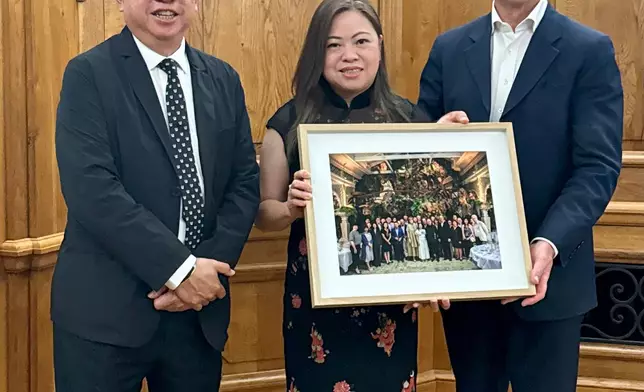 SCST continues visit to France  Source: HKSAR Government Press Releases