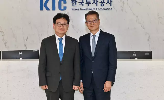 FS begins visit to Seoul, Korea (with photos/video) Source: HKSAR Government Press Releases