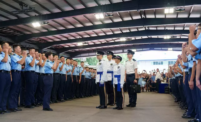 Commissioner of Police encourages graduates to demonstrate team spirit  Source: HKSAR Government Press Releases
