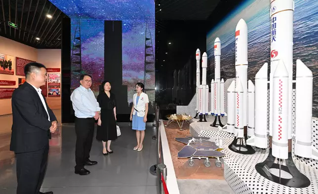 CS visits Hainan Province (with photos/video) Source: HKSAR Government Press Releases